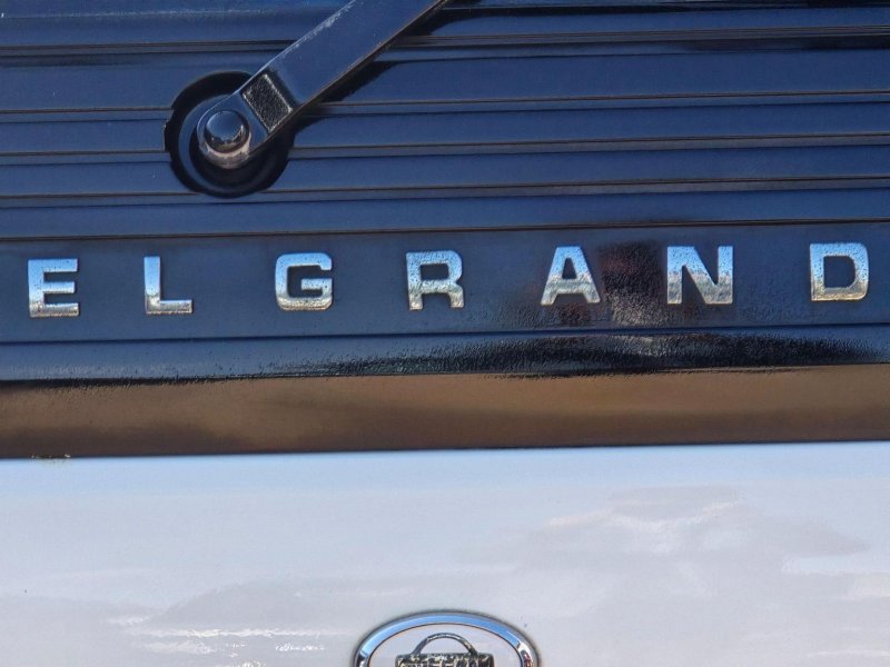 NISSAN ELGRAND