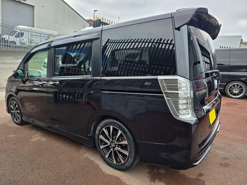 HONDA STEPWAGON