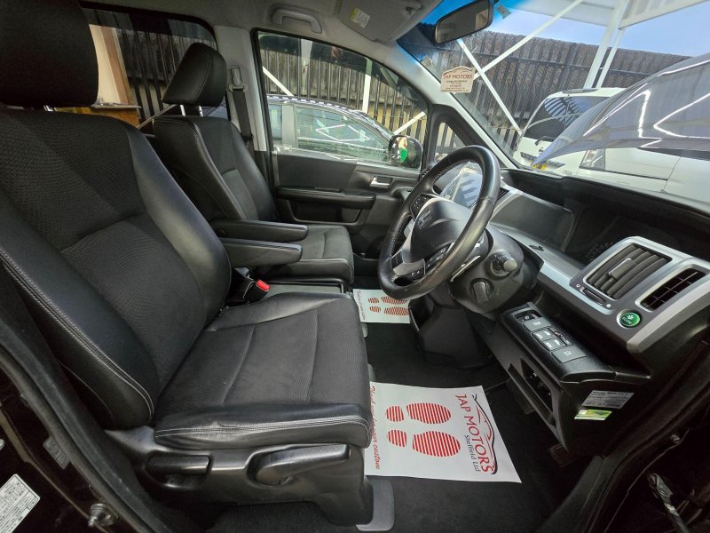 HONDA STEPWAGON