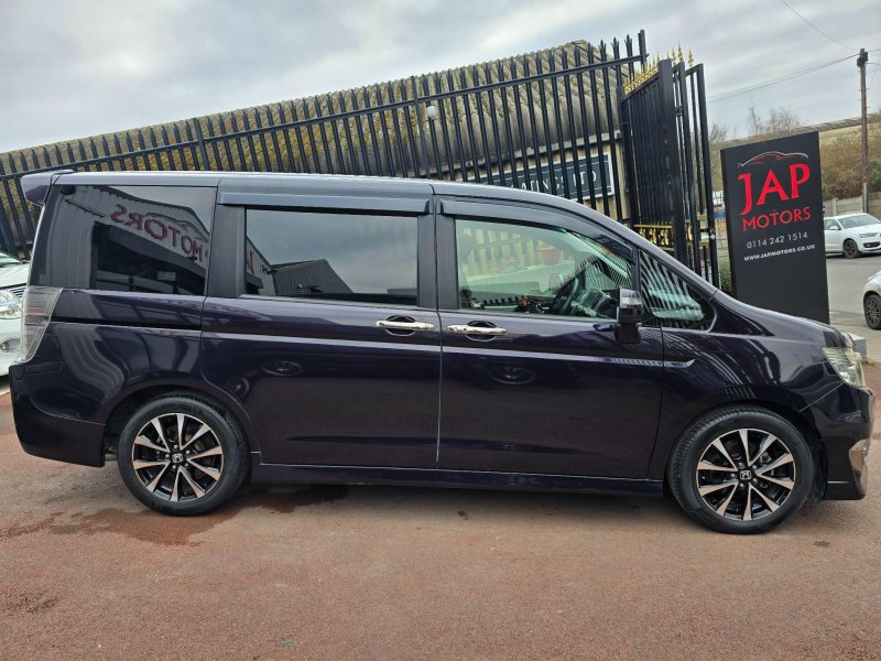 HONDA STEPWAGON