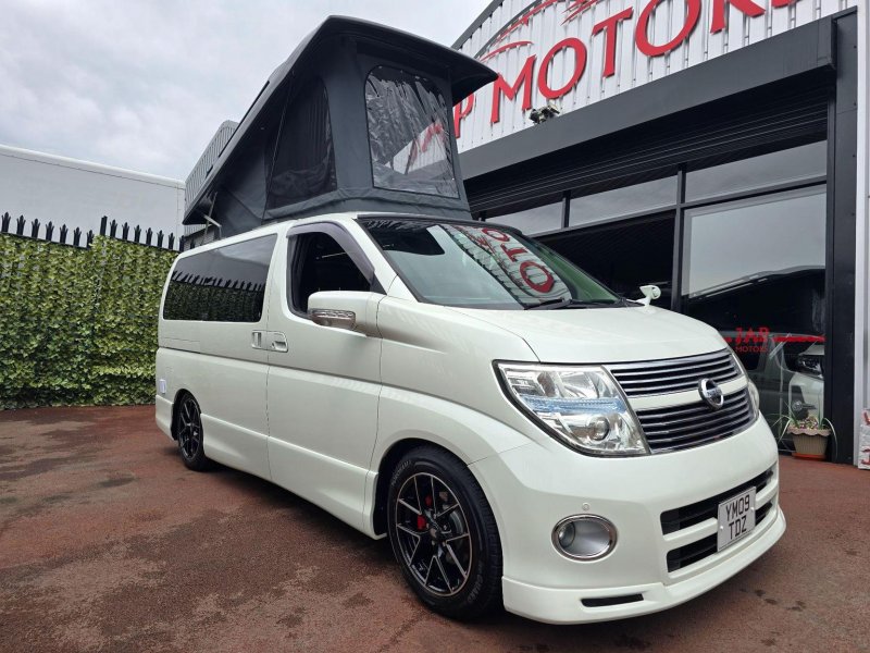 NISSAN ELGRAND