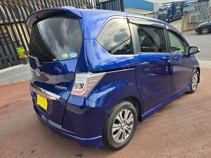 HONDA FREED