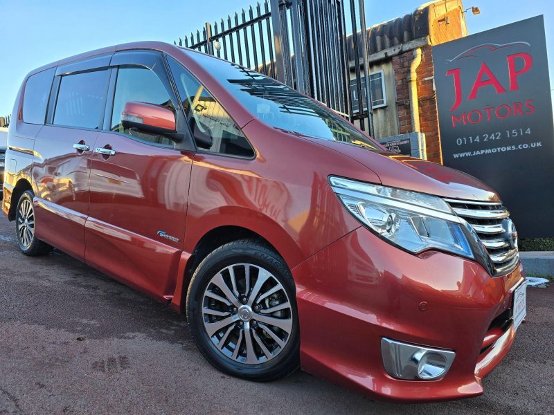 NISSAN SERENA