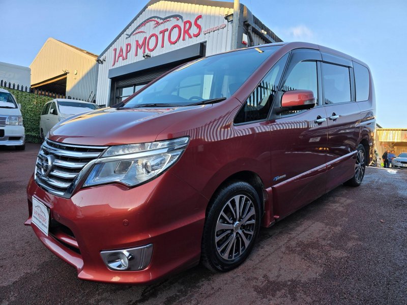 NISSAN SERENA