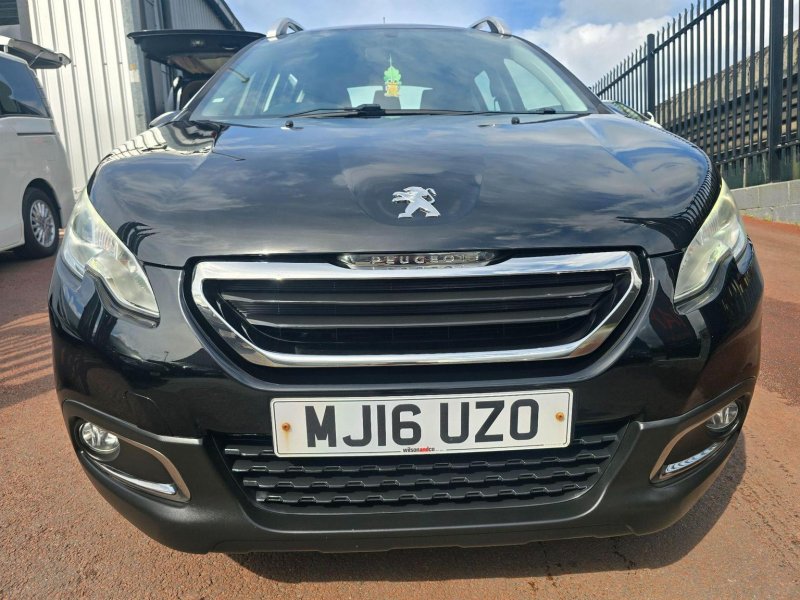 PEUGEOT 2008