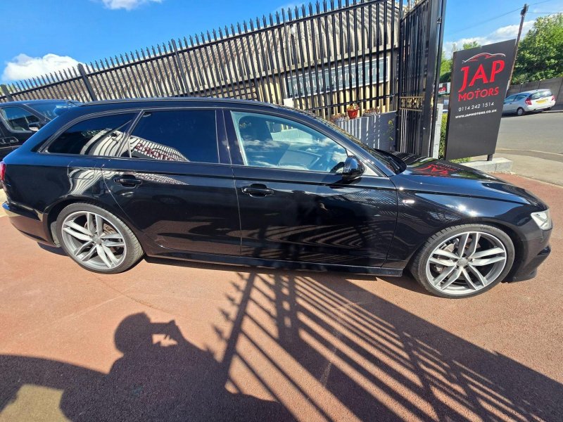 AUDI A6 AVANT